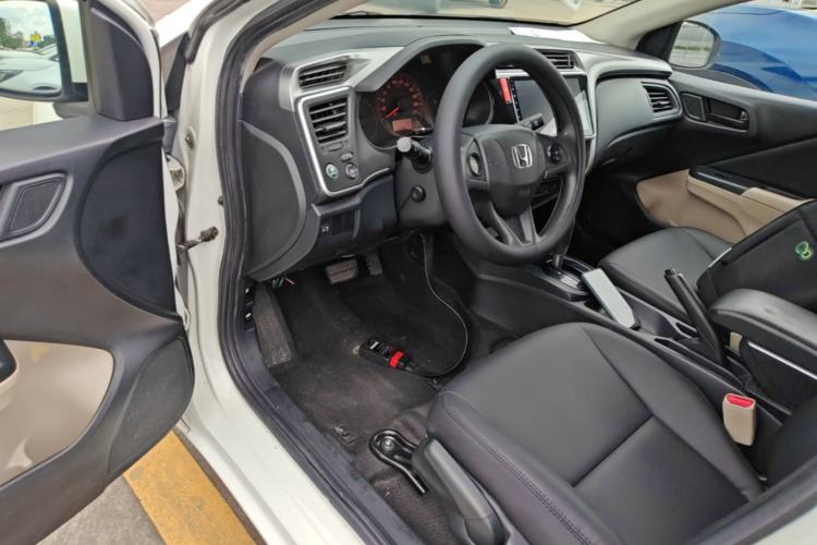 Used Honda City 2017 1.5L CVT Comfort Version Driver Seat
