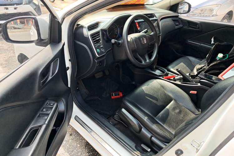 Used Honda City 2017 1.5L CVT Elite Edition Driver Seat