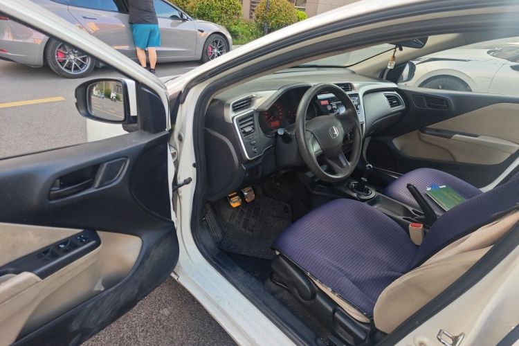 Used Honda City 2017 1.5L manual Comfort version Driver Seat