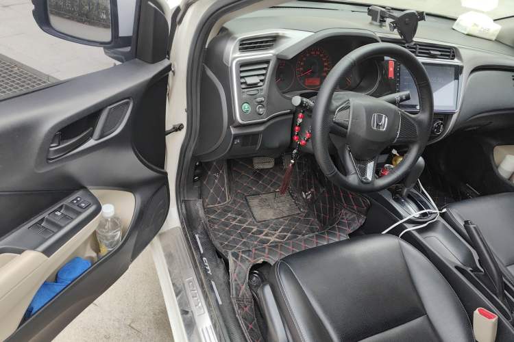 Used Honda City 2017 1.5L CVT Comfort Version Driver Seat