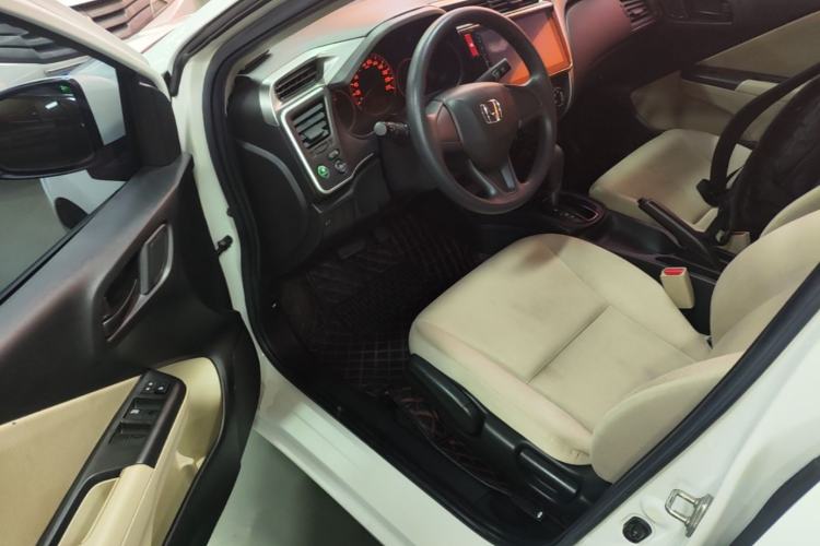 Used Honda City 2017 1.5L CVT Comfort Version Driver Seat