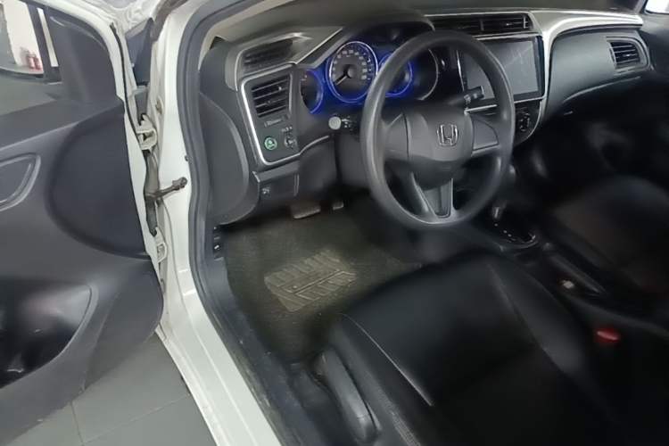 Used Honda City 2017 1.5L CVT Elite Edition Driver Seat