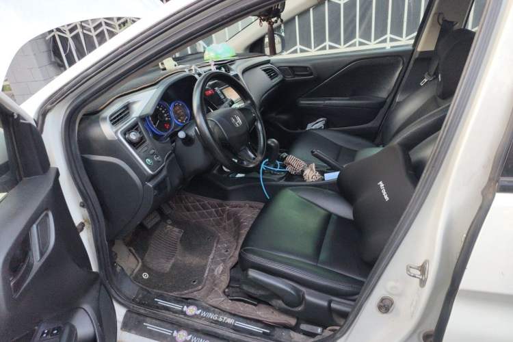 Used Honda City 2017 1.5L CVT Elite Edition Driver Seat