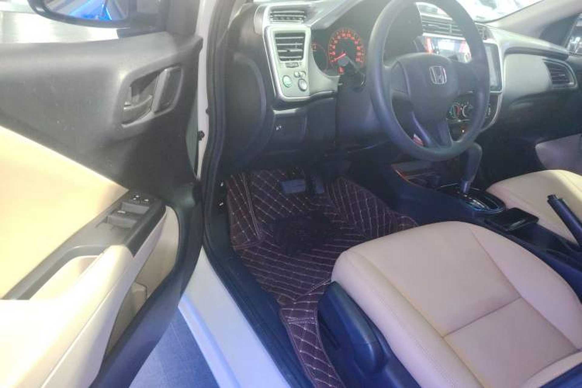 Used Honda City 2017 1.5L CVT Comfort Version Driver Seat