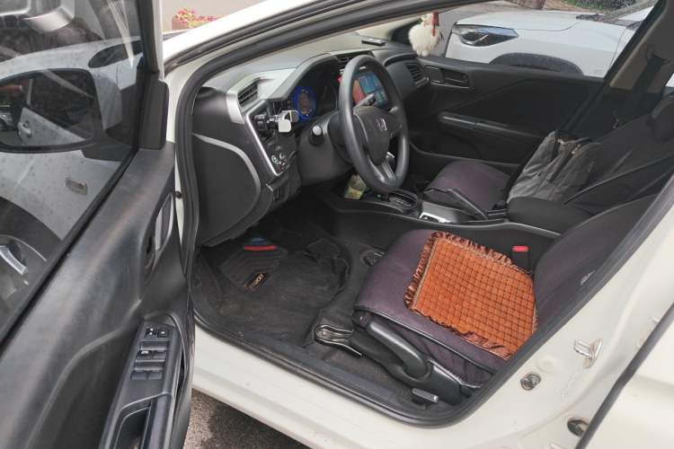 Used Honda City 2017 1.5L CVT Elite Edition Driver Seat