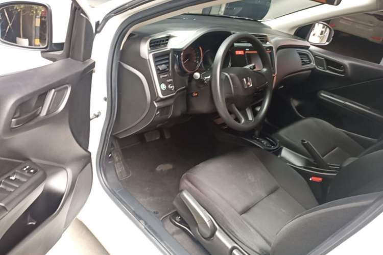 Used Honda City 2017 1.5L CVT Elite Edition Driver Seat