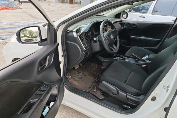 Used Honda City 2017 1.5L CVT Elite Edition Driver Seat