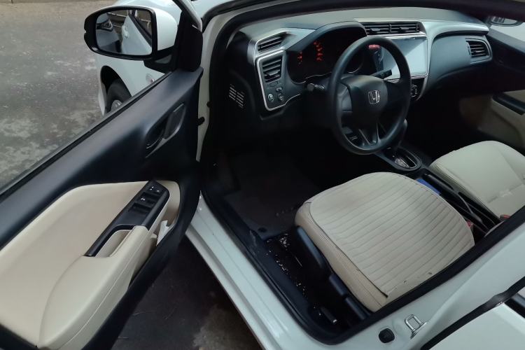 Used Honda City 2017 1.5L CVT Comfort Version Driver Seat
