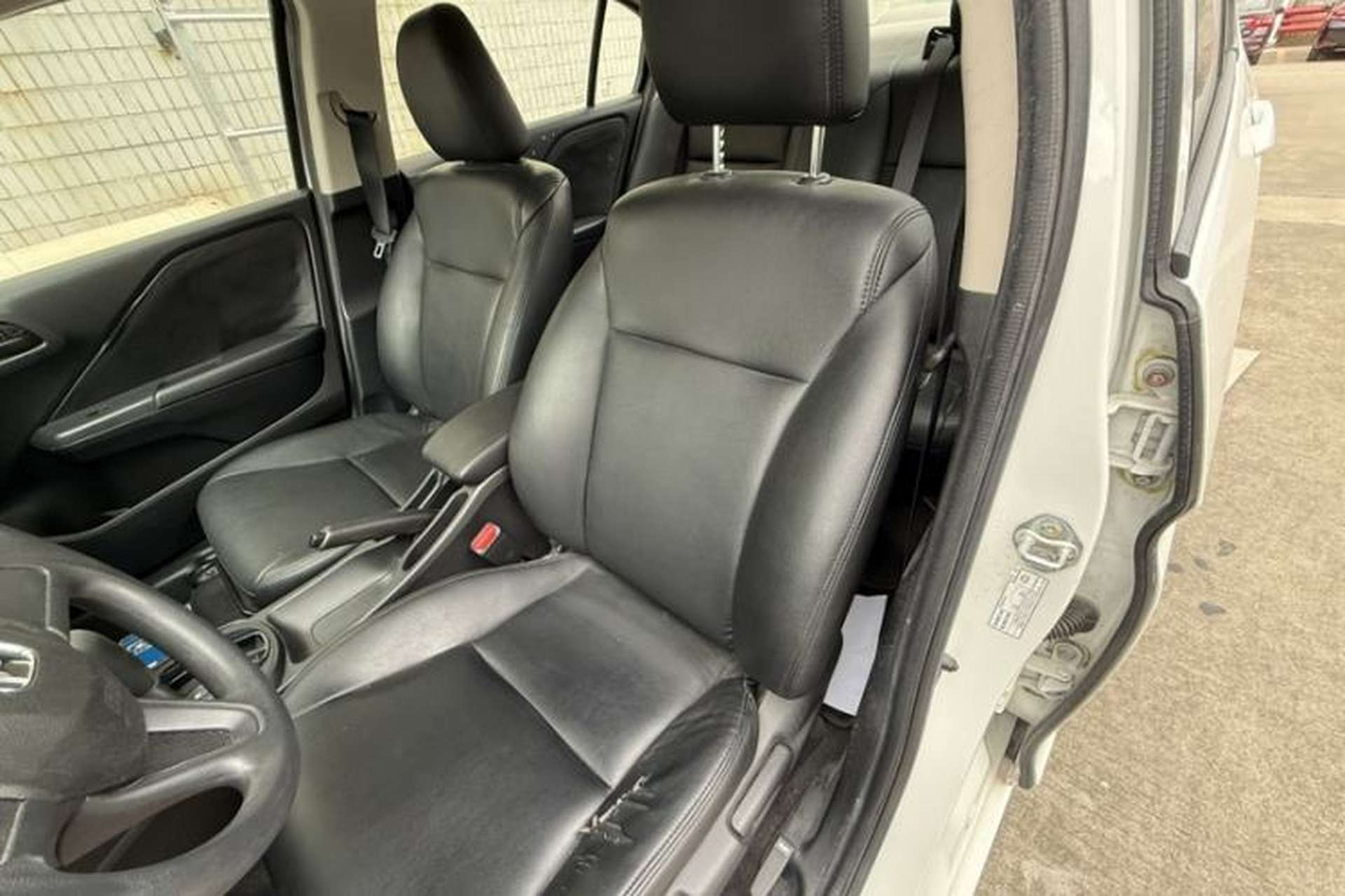 Used Honda City 2017 1.5L CVT Elite Edition Driver Seat