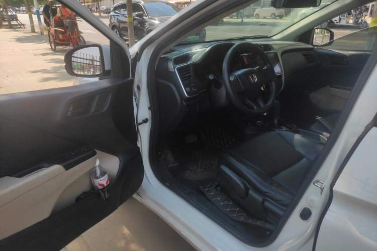 Used Honda City 2017 1.5L CVT Comfort Version Driver Seat