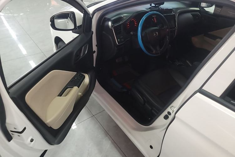 Used Honda City 2017 1.5L CVT Comfort Version Driver Seat