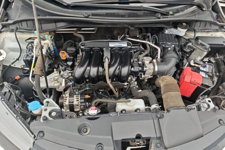 Used Honda City 2017 1.5L manual Comfort version Engine Bay