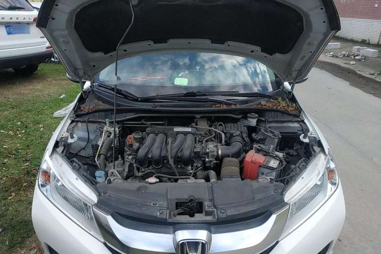 Used Honda City 2017 1.5L CVT Luxury Edition Engine Bay