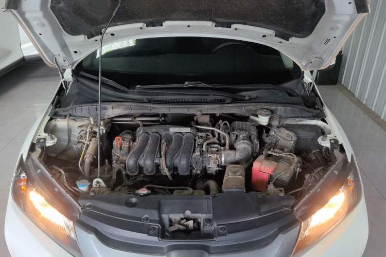 Used Honda City 2017 1.5L CVT Elite Edition Engine Bay
