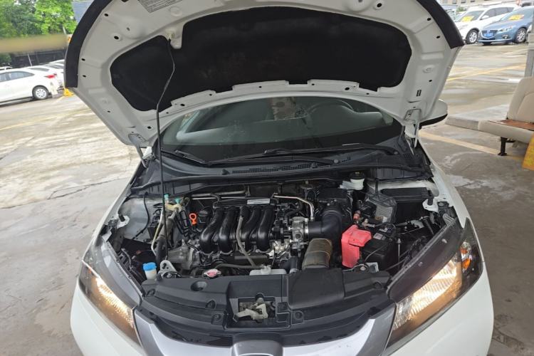 Used Honda City 2017 1.5L CVT Elite Edition Engine Bay