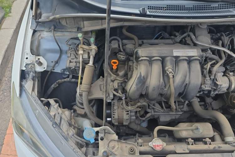 Used Honda City 2017 1.5L CVT Comfort Version Engine Bay Right