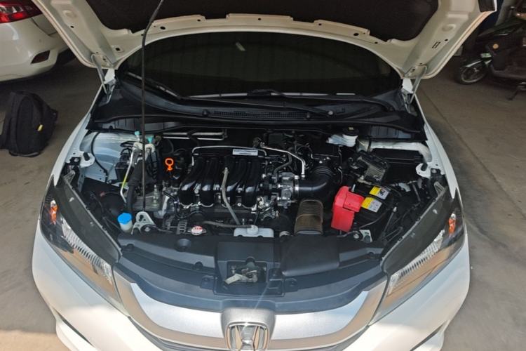 Used Honda City 2017 1.5L CVT Elite Edition Engine Bay