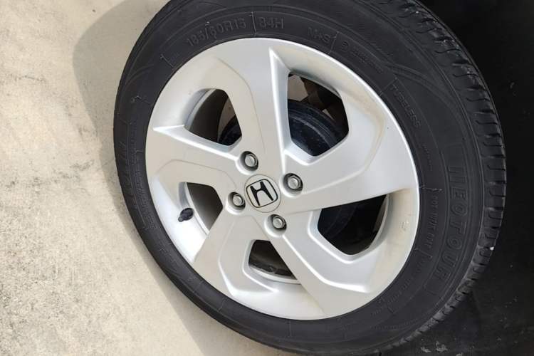 Used Honda City 2017 1.5L CVT Elite Edition Exterior 3