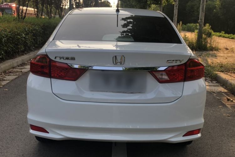 Used Honda City 2017 1.5L manual Comfort version Exterior 3
