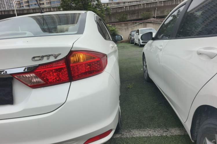 Used Honda City 2017 1.5L CVT Comfort Version Exterior 3