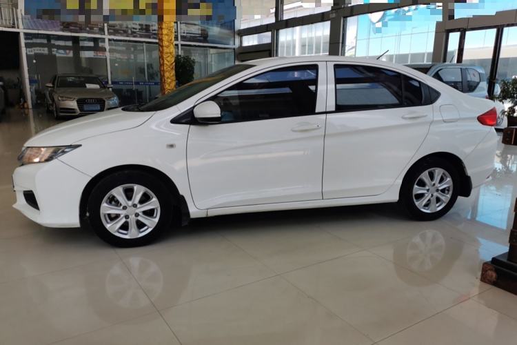 Used Honda City 2017 1.5L manual Comfort version Exterior 3