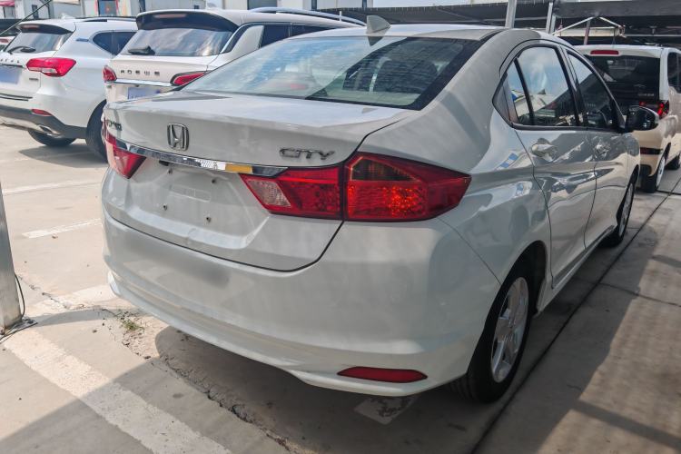 Used Honda City 2017 1.5L CVT Luxury Edition Exterior 4