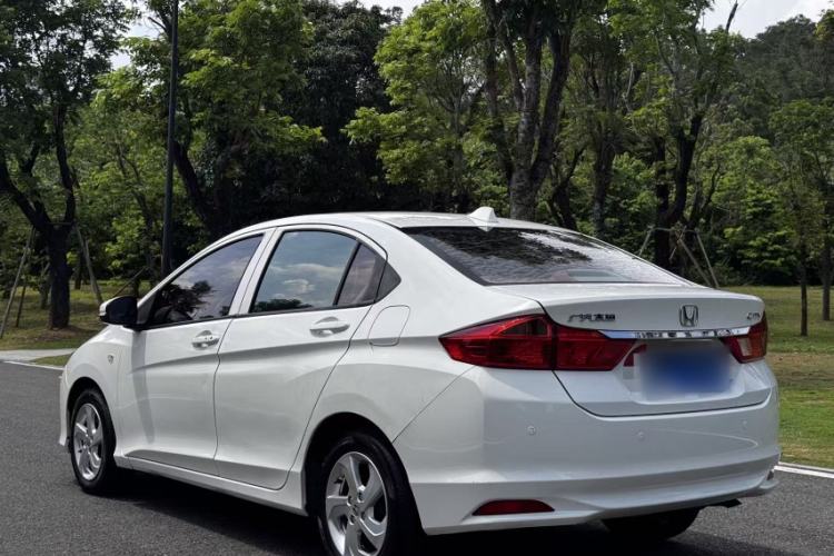 Used Honda City 2017 1.5L CVT Elite Edition Exterior 4