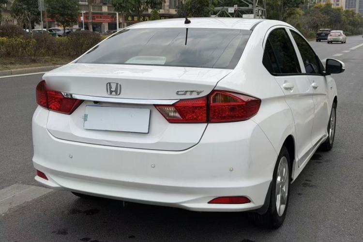 Used Honda City 2017 1.5L CVT Elite Edition Exterior 4
