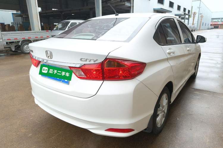 Used Honda City 2017 1.5L manual Comfort version Exterior 5