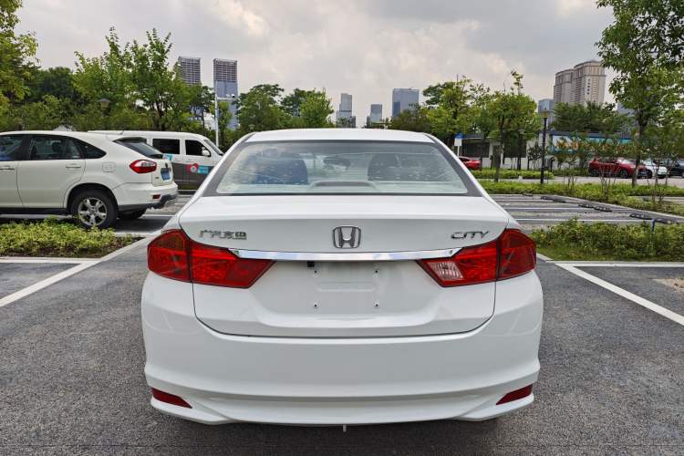 Used Honda City 2017 1.5L CVT Elite Edition Exterior 5