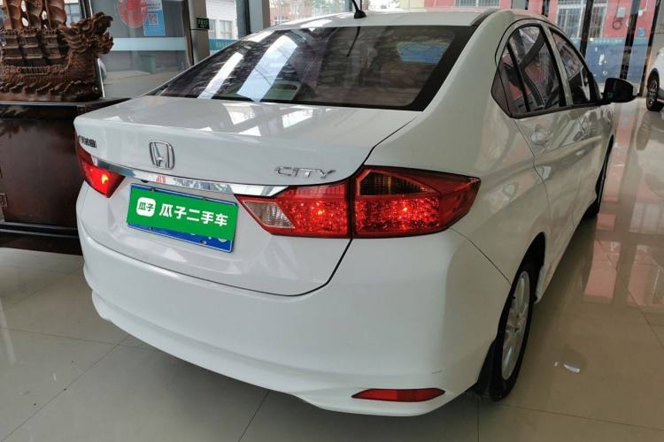 Used Honda City 2017 1.5L manual Comfort version Exterior 5