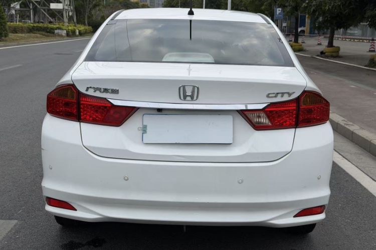 Used Honda City 2017 1.5L CVT Elite Edition Exterior 5