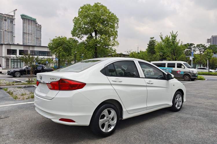 Used Honda City 2017 1.5L CVT Elite Edition Exterior 6