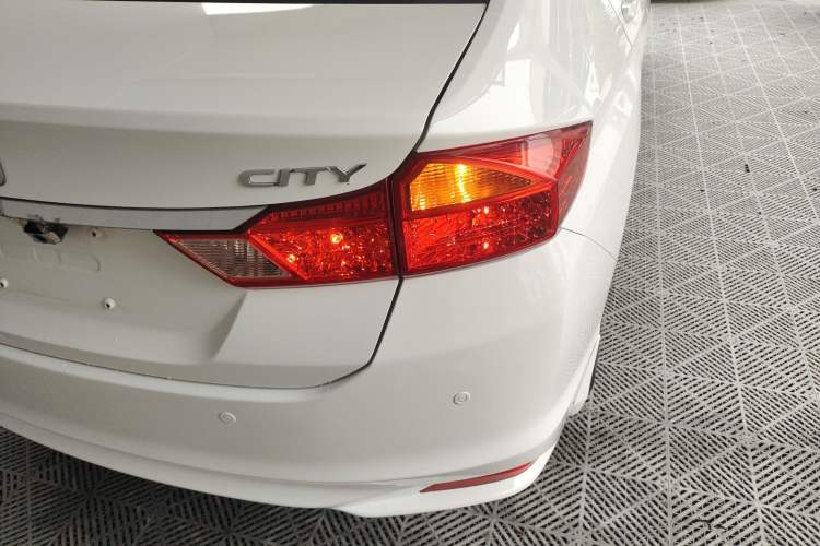 Used Honda City 2017 1.5L CVT Comfort Version Exterior 6
