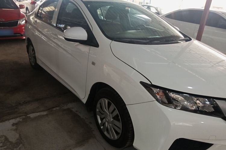 Used Honda City 2017 1.5L manual Comfort version Front Right 45 Deg