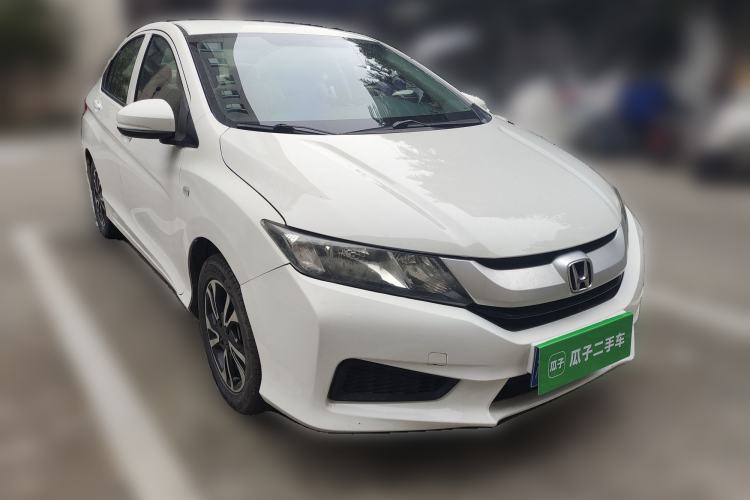 Used Honda City 2017 1.5L manual Comfort version Front Right 45 Deg