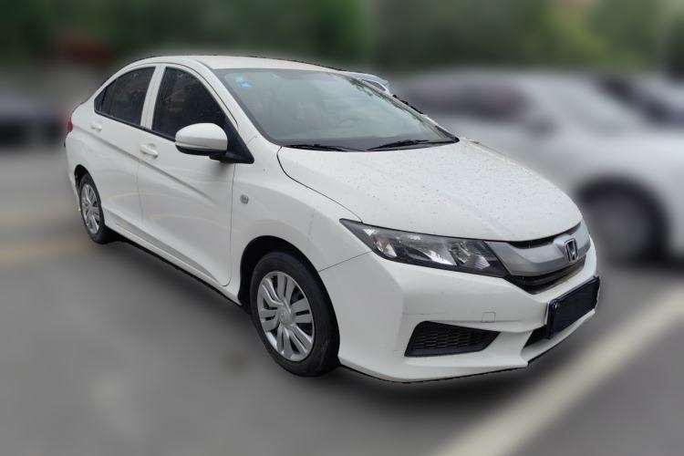 Used Honda City 2017 1.5L manual Comfort version Front Right 45 Deg
