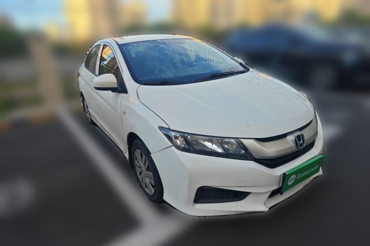 Used Honda City 2017 1.5L manual Comfort version Front Right 45 Deg