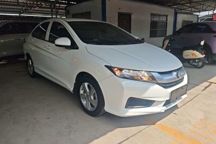 Used Honda City 2017 1.5L CVT Elite Edition Front Right 45 Deg