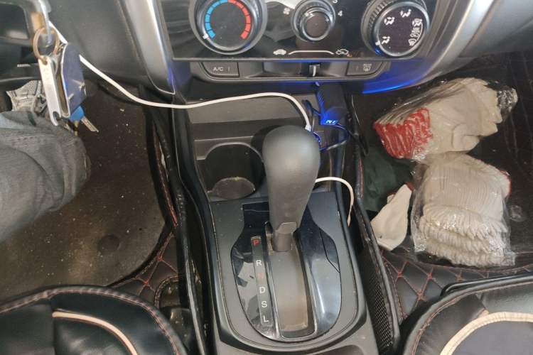 Used Honda City 2017 1.5L CVT Comfort Version Gear Lever