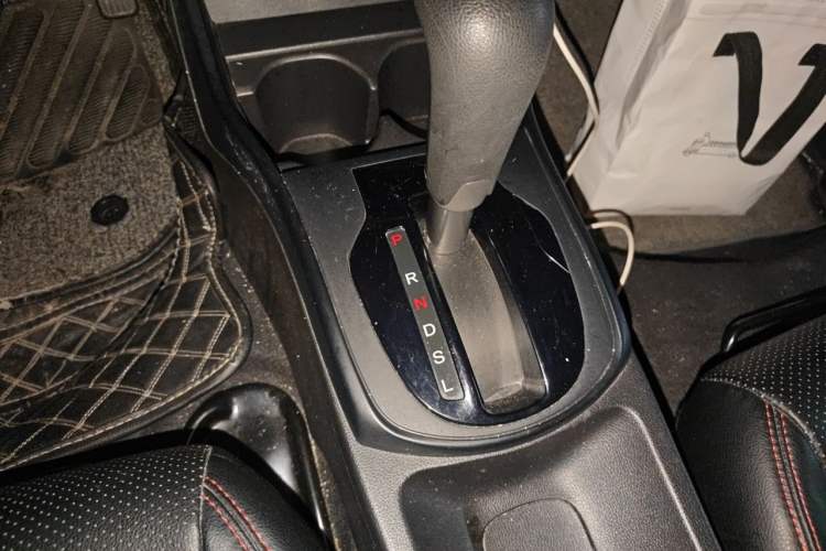 Used Honda City 2017 1.5L CVT Elite Edition Gear Lever