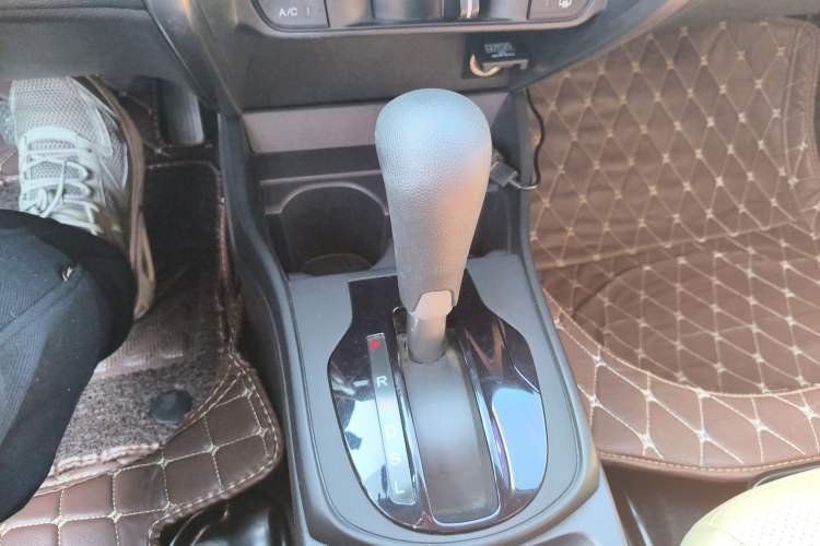 Used Honda City 2017 1.5L CVT Comfort Version Gear Lever