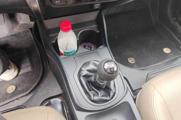 Used Honda City 2017 1.5L manual Comfort version Gear Lever