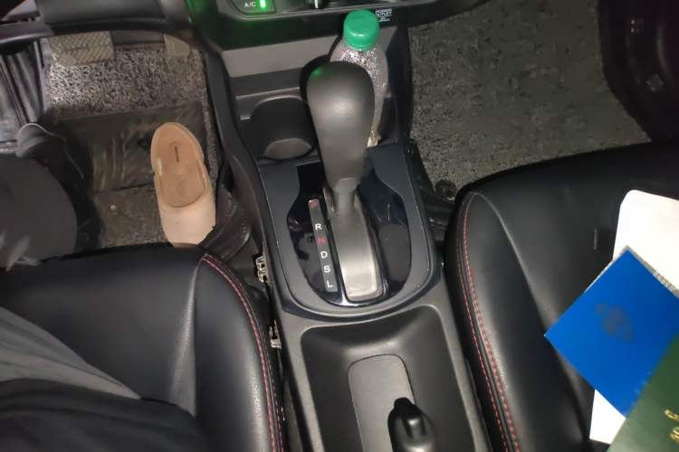 Used Honda City 2017 1.5L CVT Elite Edition Gear Lever