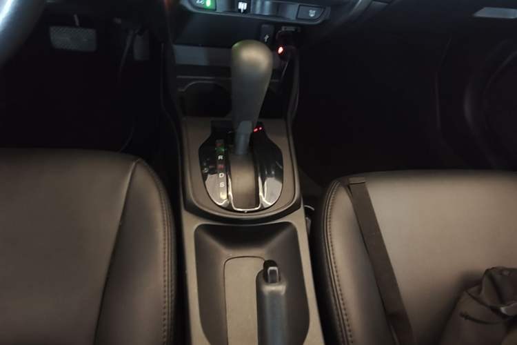 Used Honda City 2017 1.5L CVT Elite Edition Gear Lever