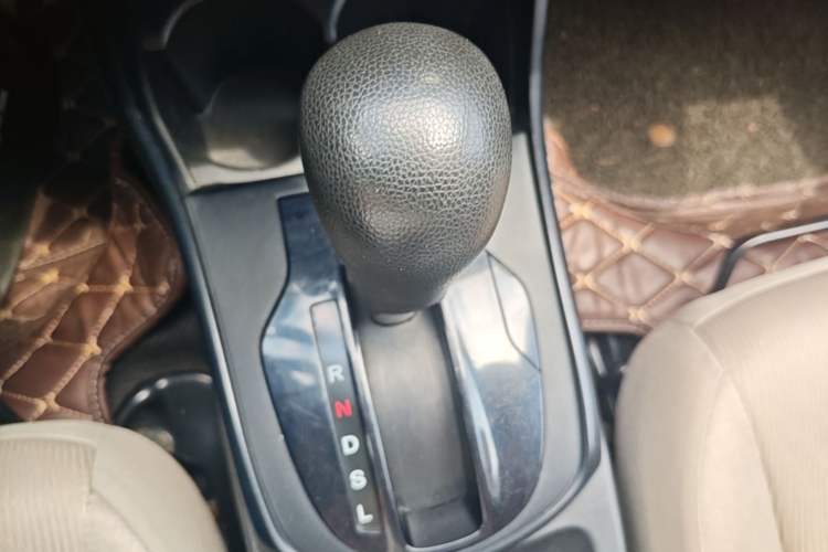 Used Honda City 2017 1.5L CVT Comfort Version Gear Lever