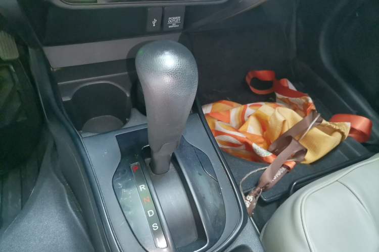 Used Honda City 2017 1.5L CVT Elite Edition Gear Lever