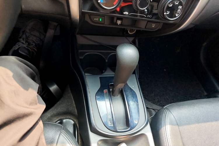 Used Honda City 2017 1.5L CVT Elite Edition Gear Lever