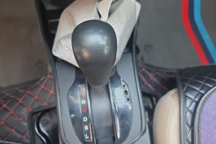 Used Honda City 2017 1.5L CVT Comfort Version Gear Lever