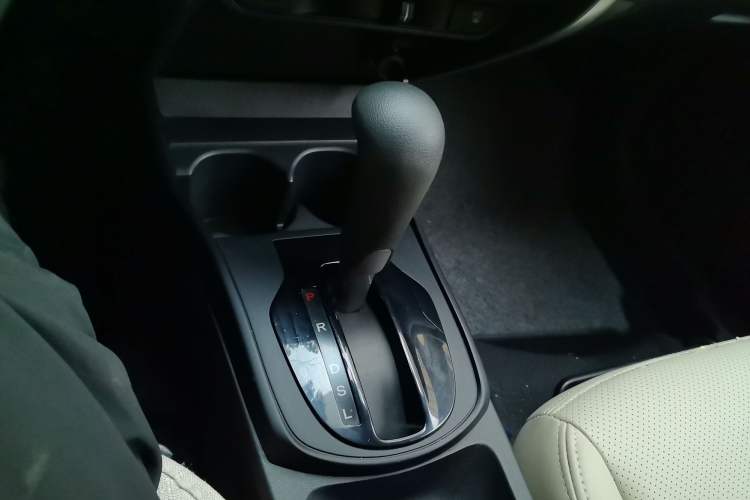 Used Honda City 2017 1.5L CVT Comfort Version Gear Lever